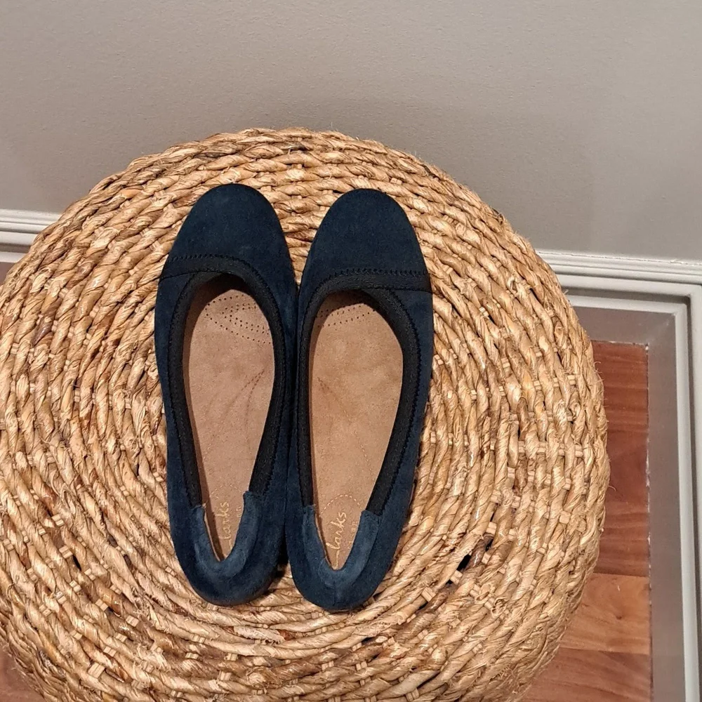NWT Clarks Womens Artisan Blue Suede Ballet 1.25